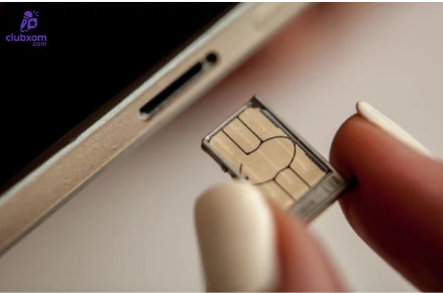 Lỗi sim không hợp lệ thường xảy ra khi điện thoại không nhận dạng được sim
